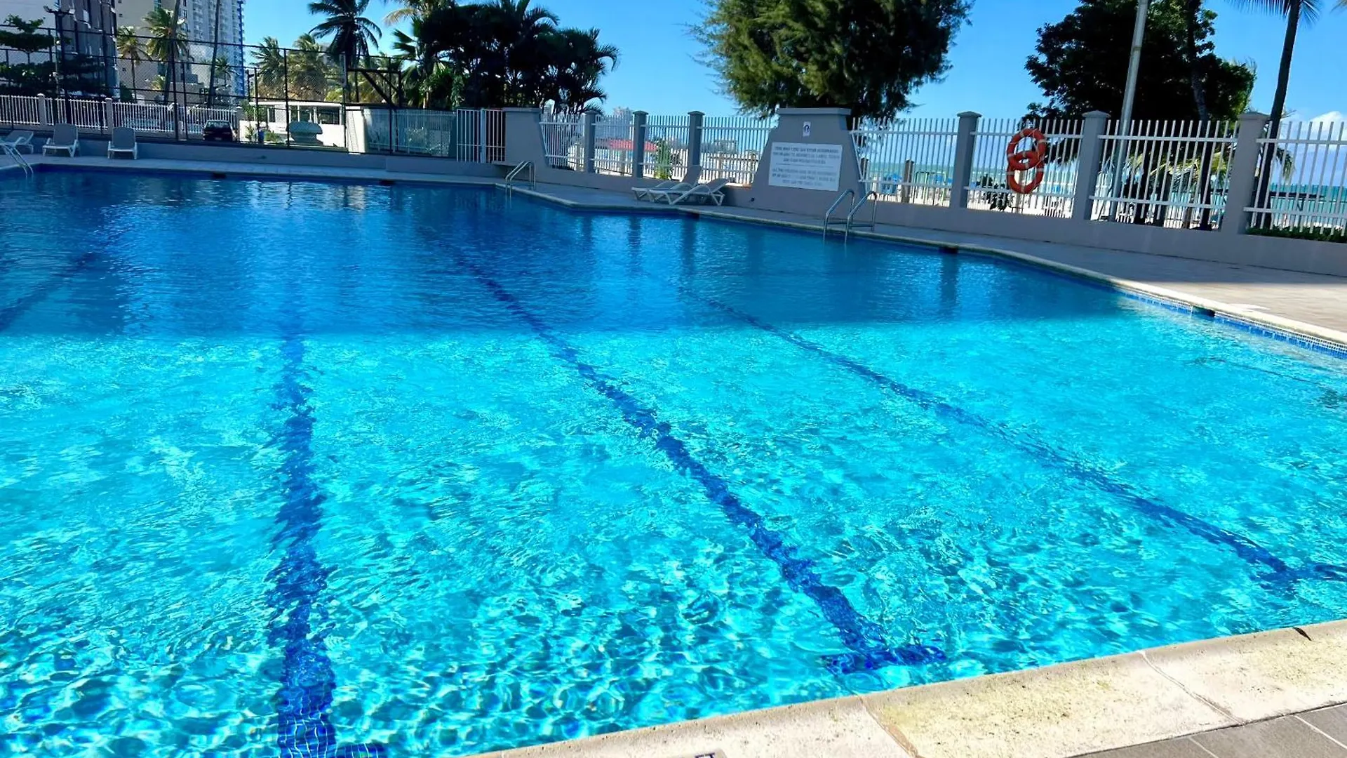 Ocean View Apt On Isla Verde In A 14Th Floor 圣胡安 0*,  波多黎各