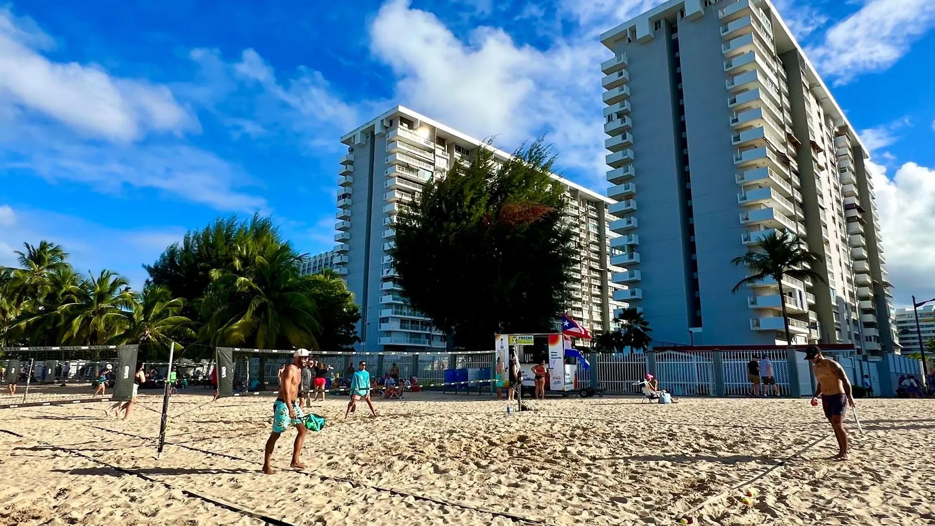公寓 Ocean View Apt On Isla Verde In A 14Th Floor 圣胡安