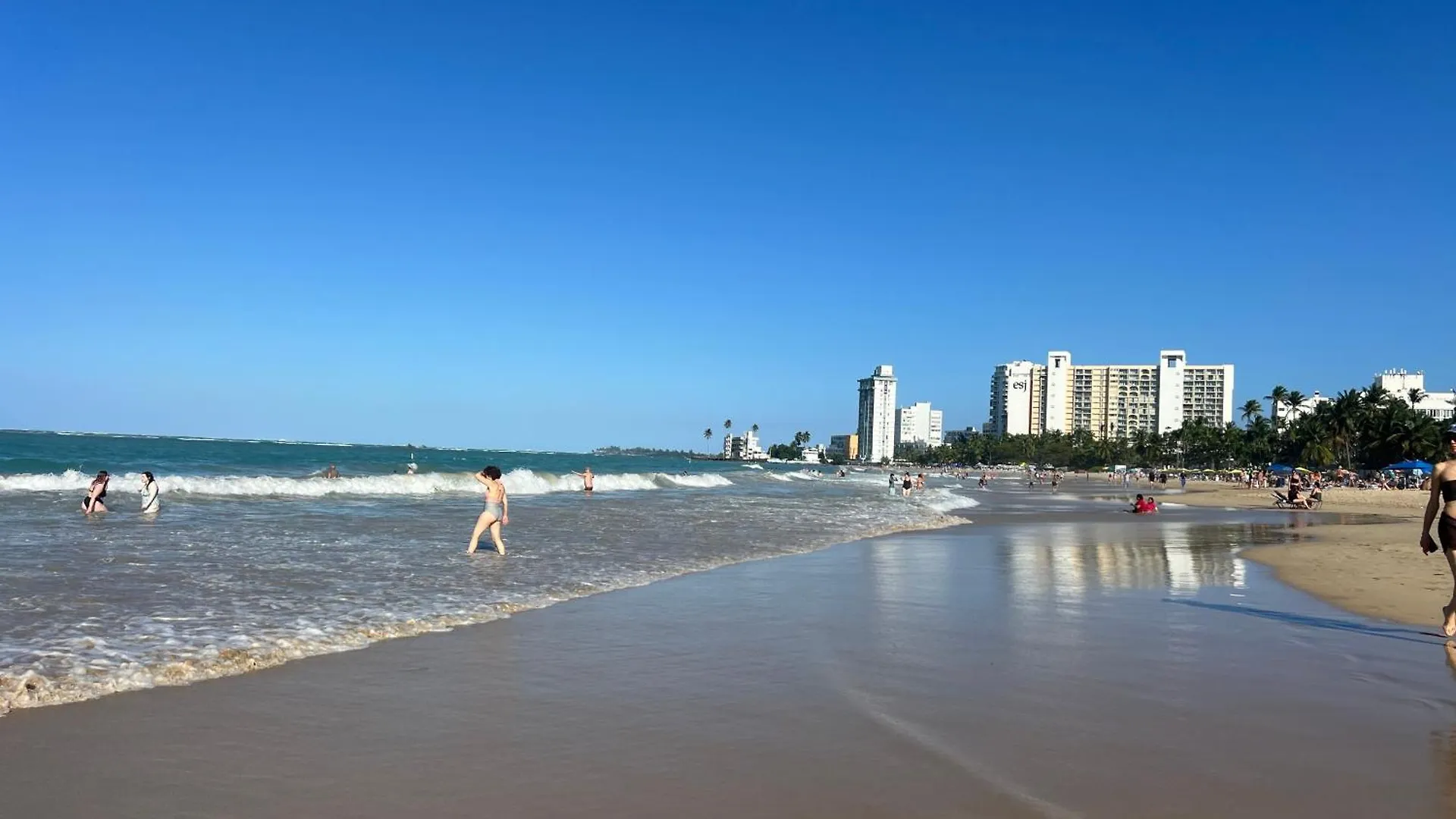 Ocean View Apt On Isla Verde In A 14Th Floor 圣胡安